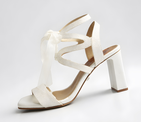 Zapato vintage luxe T-strap champaña para novia